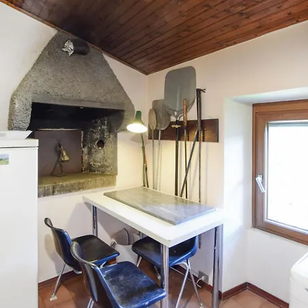 Stunning In With Kitchen Hébergement de vacances *