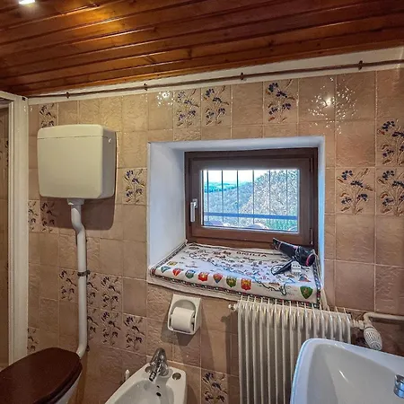 Stunning In With Kitchen Holiday home