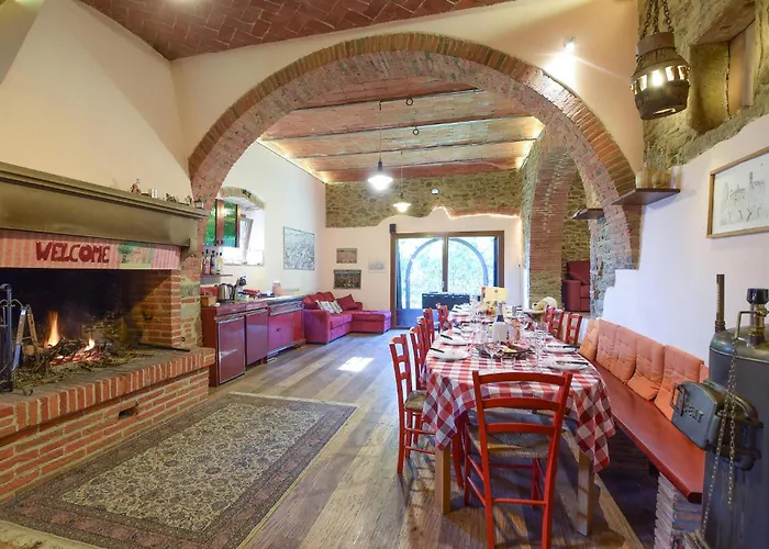 Stunning In With Kitchen Сasa de vacaciones *